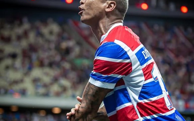 Atlético-MG é condenado a pagar quase R$ 5 milhões ao Cuiabá por compra do atacante Deyverson