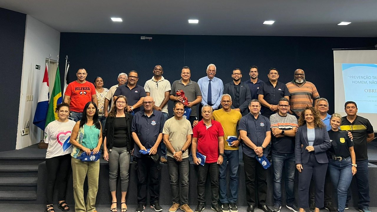 Novembro Azul: palestra na Delegacia Geral busca conscientização sobre o câncer de próstata
