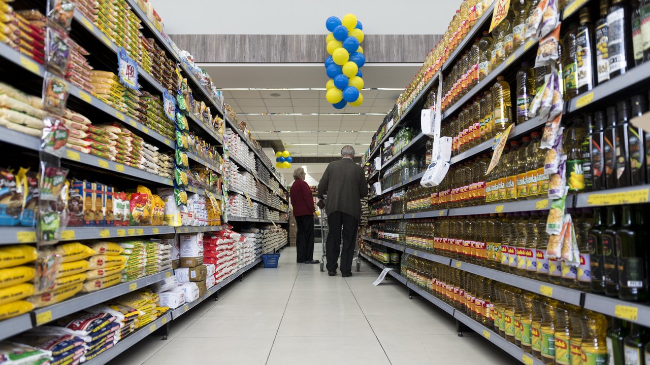 Supermercados aproveitam a pandemia para aumentar preços