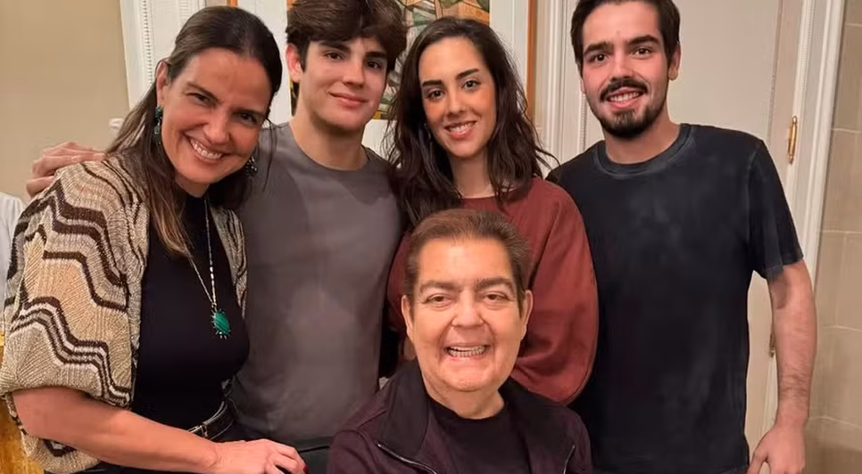 snapinsta.app-442440528-18432259795022496-1236123790536259314-n-1080 / Foto: Foto: reprodução Instagram @lucard