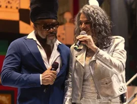 Carlinhos Brown lança música festiva ao lado de Simone
