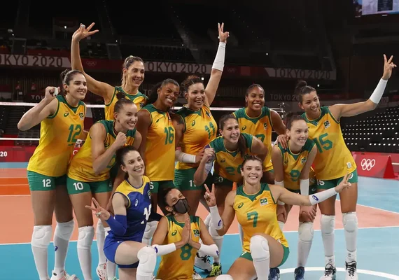 Brasileiras exageram em erros, mas fazem 3 a 0 no renovado Canadá na Liga das Nações de Vôlei
