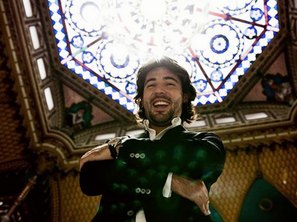 Sandro Pedroso: feliz com a estreia na próxima novela das oito, ele conta como está se preparando