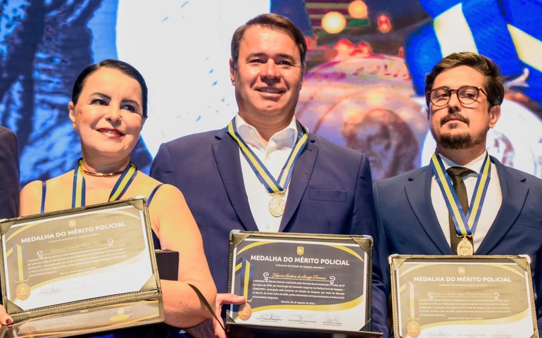  Perita Geral de Alagoas é homenageada com Medalha do Mérito da Polícia Civil 