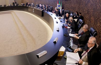 TJAL aprova resolução para substituição temporária de assessoras em licença-maternidade