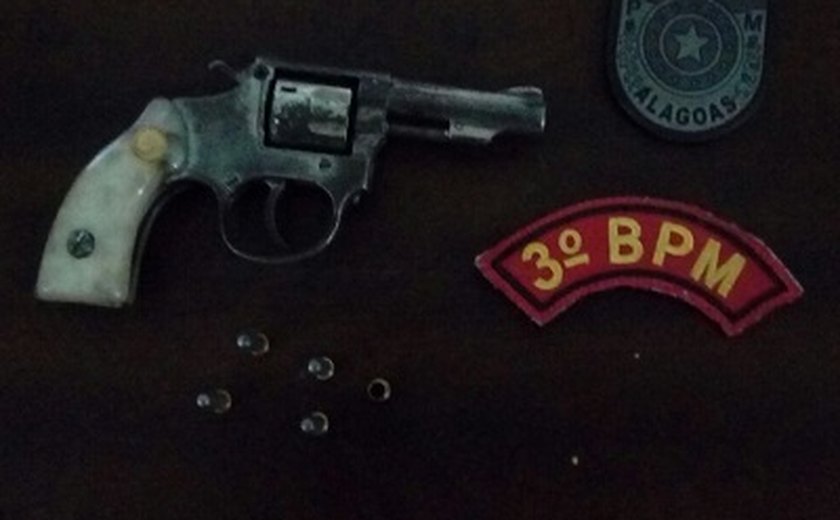 Forças Tarefa e Tática do 3º BPM apreendem arma de fogo e crack em cidades do Agreste Alagoano
