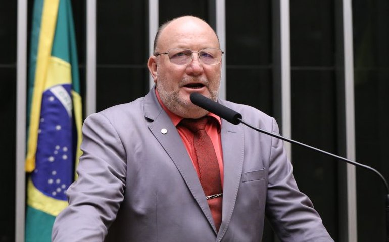 Comissão aprova destinação de renda da Loteca para combate a calamidades