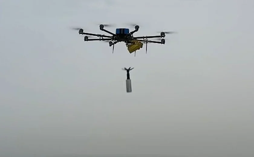 Polônia mobiliza aviões em seu espaço aéreo devido à ameaça de ataques de drones russos