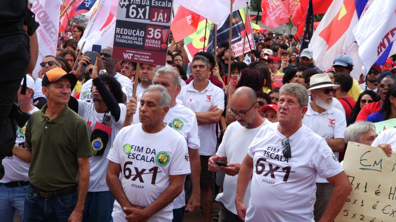 Justiça manda governo suspender anúncios pagos sobre fim da escala 6x1