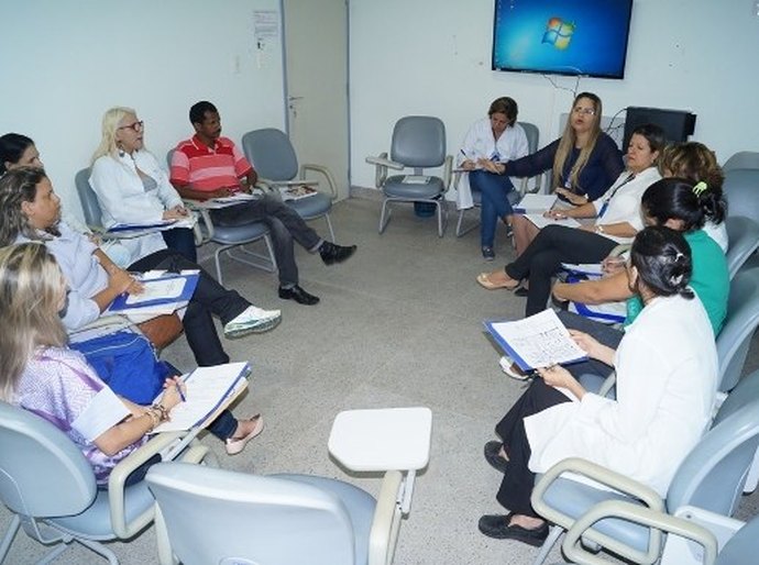 Fluxo de atendimento no HGE é discutido em reuniões multiprofissionais