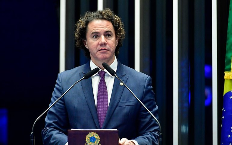 Veneziano celebra chegada do Hospital do Amor em Campina Grande