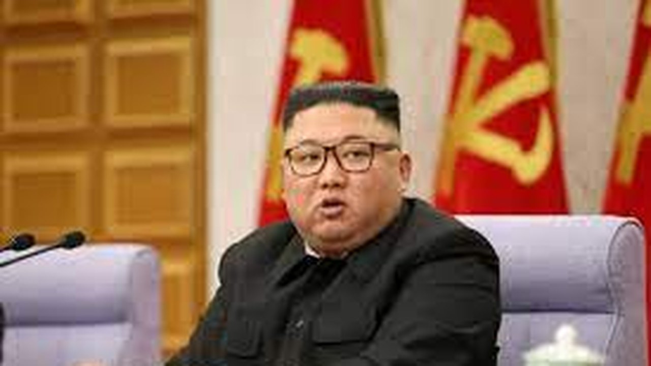 Morre, aos 94 anos, chefe de propaganda da Coreia do Norte