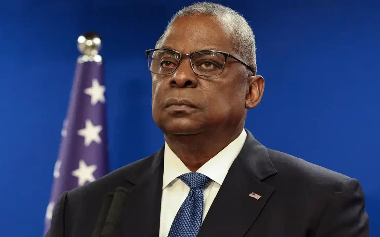 EUA reforçam segurança no Oriente Médio e encomendam submarino de mísseis