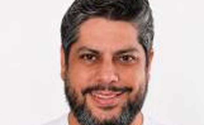 Daniel Uchoa: patrimônio e trajetória na disputa por vaga federal por Pernambuco