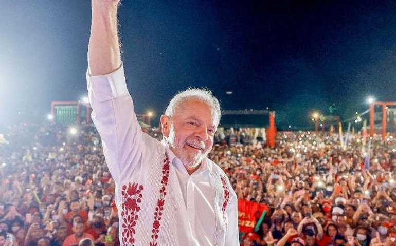 Nova diretoria do PROS formaliza apoio a Lula e retira candidatura de Marçal