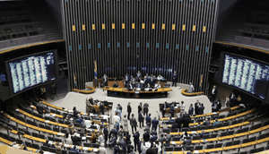https__img.migalhas.com.br__SL__gf_base__SL__empresas__SL__MIGA__SL__imagens__SL__2025__SL__09__SL__17__SL__cropped_sfew5xin.1ac.png._PROC_CP65 / Foto: Imagem: Kayo Magalhães/ Câmara dos Deputados