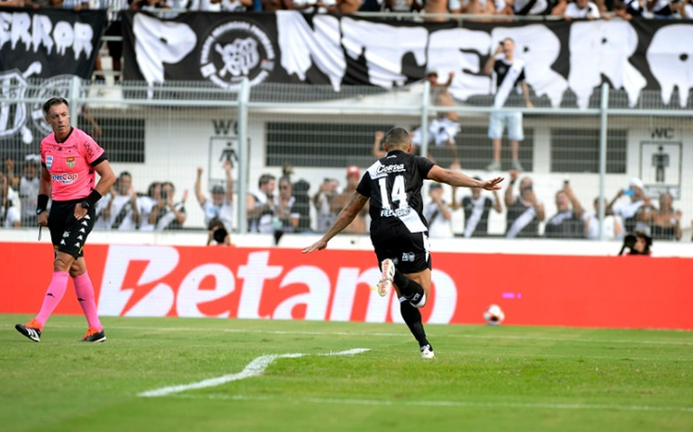 Ponte Preta acaba jejum em Dérbi, mas perde Saimon para jogo contra o Mirassol