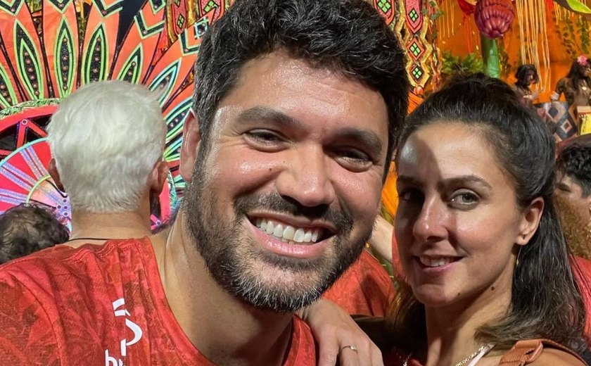 Globo estuda ação com Carol Barcellos e Courrege após suposta traição