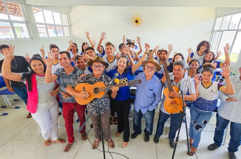 Arapiraca insere repente e cordel em dez escolas municipais