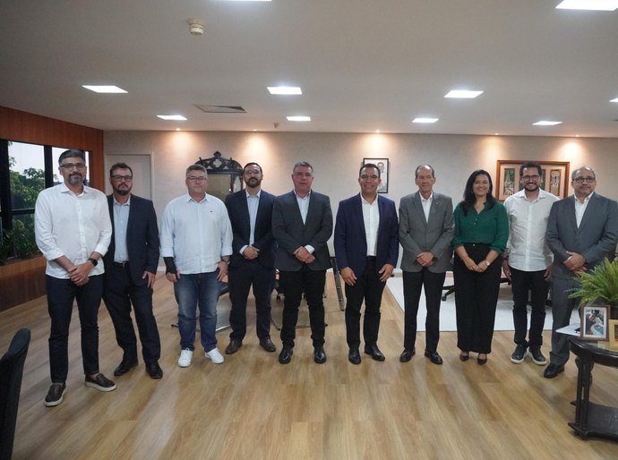 Secti amplia parcerias em visita do presidente da Embrapii a Alagoas