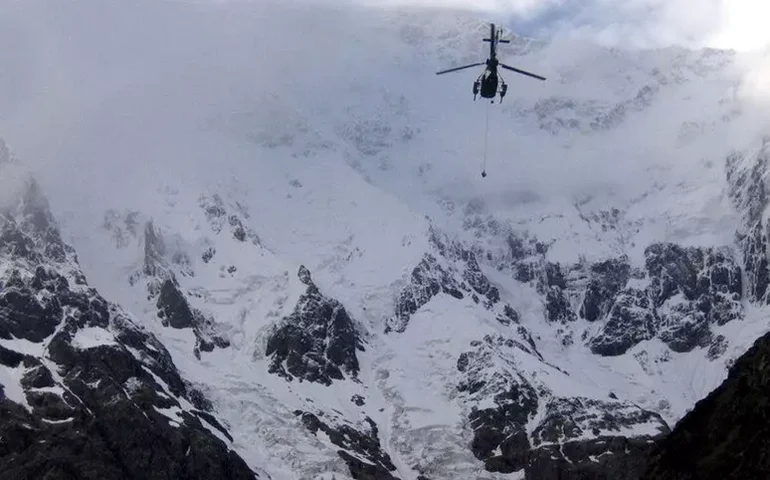 Avalanche no Nepal mata 7; italiano está entre vítimas