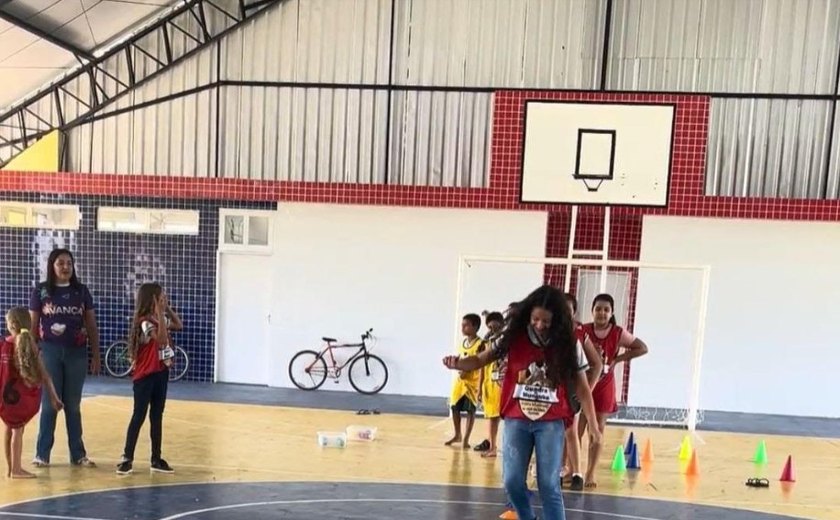 Santana do Mundaú: quadra da Munguba garante mais incentivo ao esporte e lazer