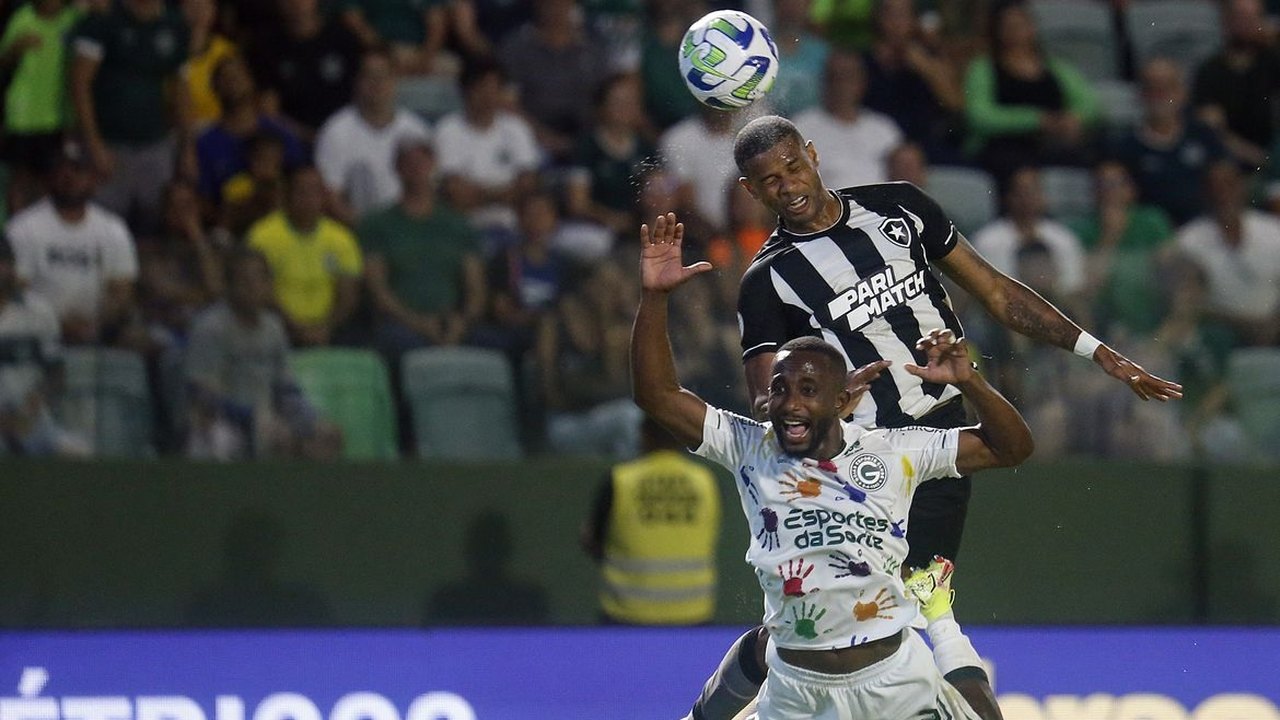 Líder Botafogo tenta retomar caminho das vitórias no Brasileiro