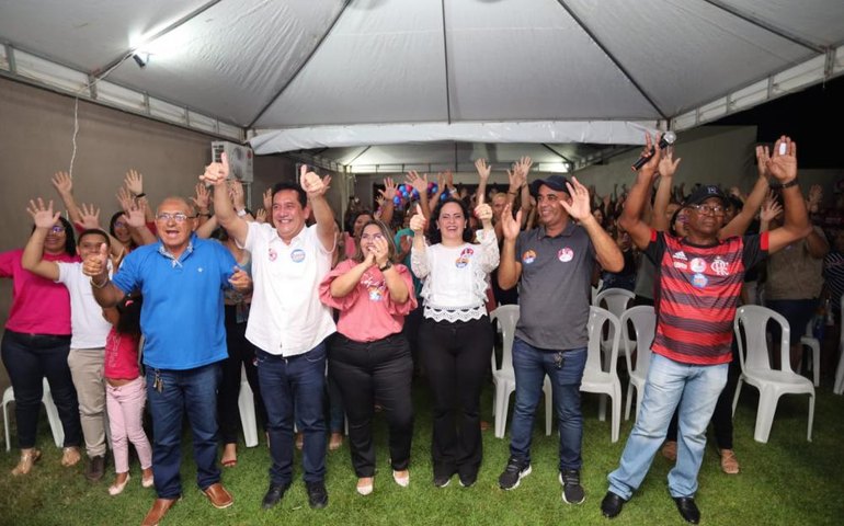 Fabiana Pessoa recebe o apoio da vice-prefeita de Piaçabuçu