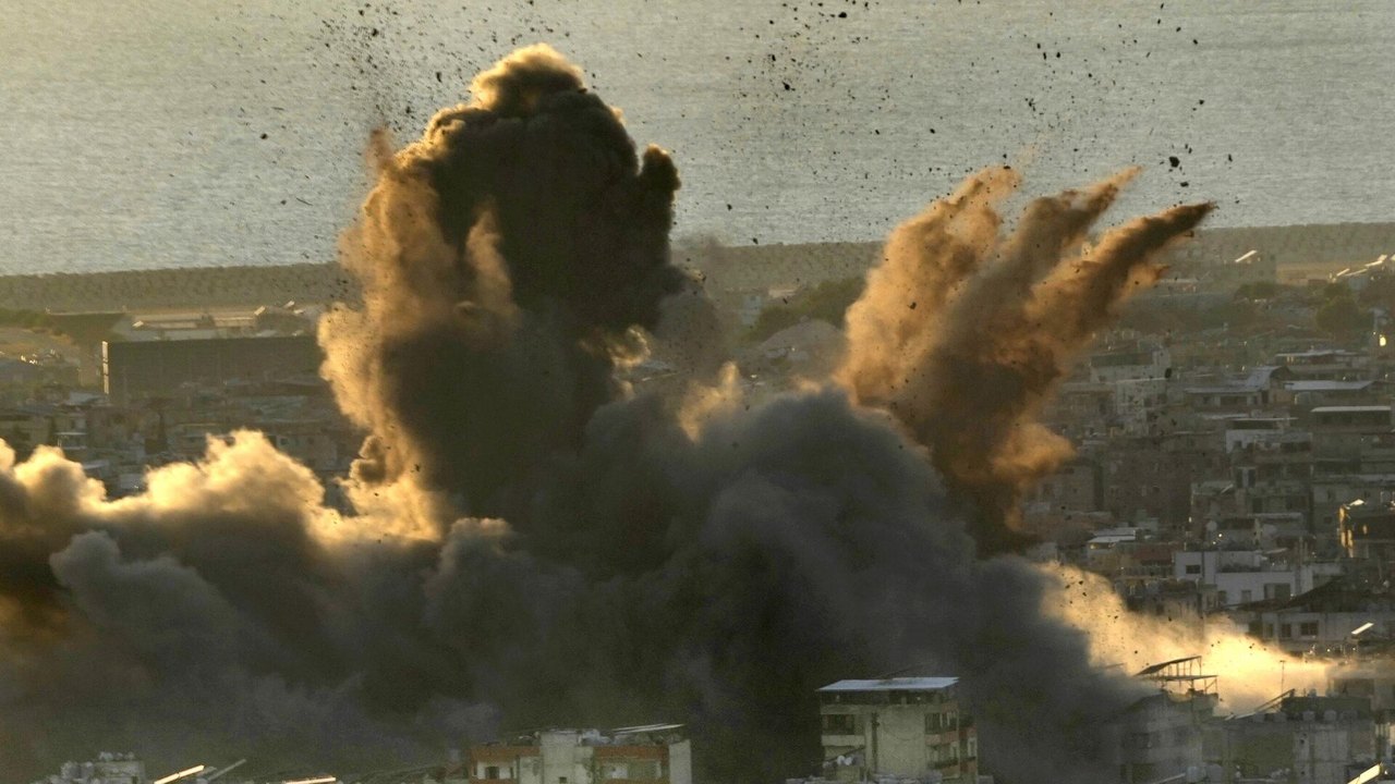 Ataques aéreos israelenses no Líbano matam 53 e ferem outros 99 nas últimas 24 horas