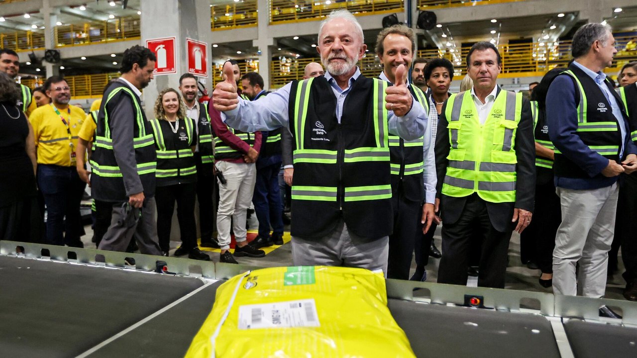 Lula diz que Brasil está preparado para turbulências econômicas em meio à guerra de tarifas de Trump