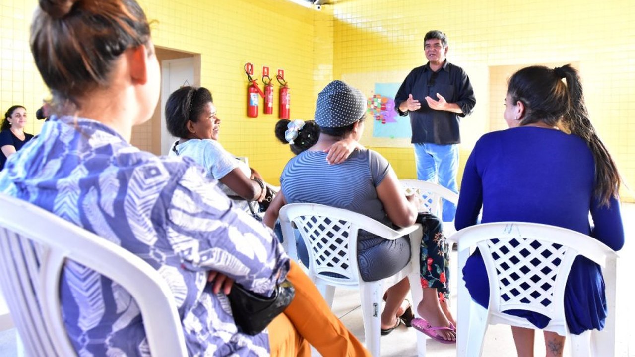 Comunidades assistidas pelo Viver Melhor recebem orientação para aquisição de linha de crédito