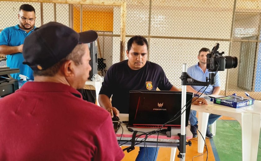 Governo de Alagoas leva caravana de emissão de RG para Igreja Nova