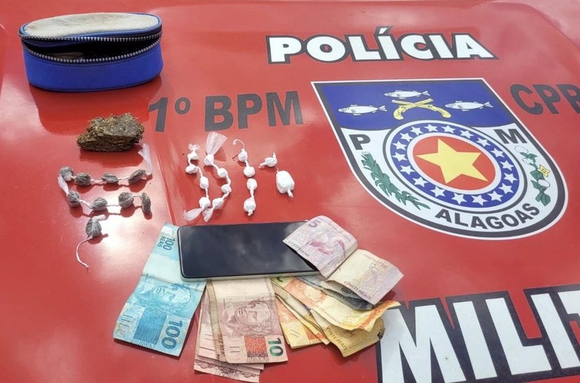 Polícia Militar apreende duas armas de fogo, droga e dinheiro em ações na capital e interior