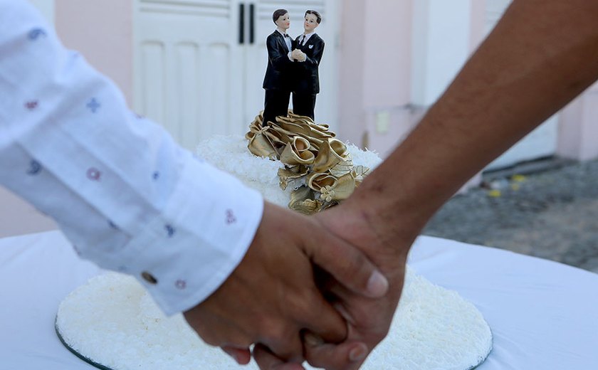 Justiça promove mutirão de ações de mudança de gênero e casamento gay