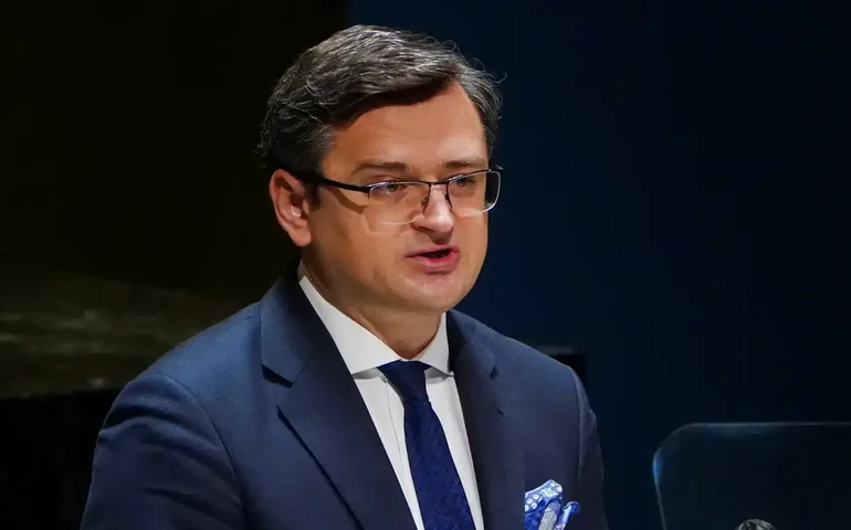 Ministro das Relações Exteriores da Ucrânia renuncia ao cargo