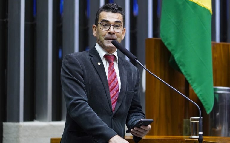 Câmara aprova projeto que cria o Dia Nacional em Memória das Vítimas de Covid-19