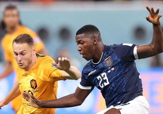 Holanda e Equador empatam e eliminam anfitrião da Copa do Mundo