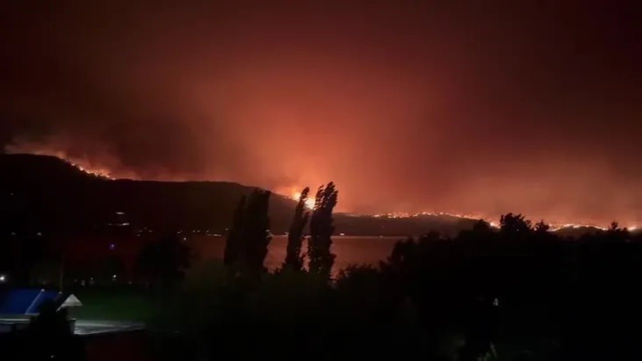 Canadá: grande incêndio florestal faz com que 20 mil pessoas deixem suas casas