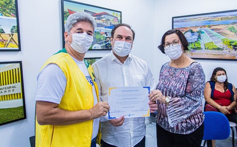 Prefeito Luciano dá posse aos membros do novo Conselho Municipal de Saúde