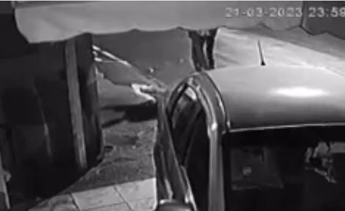 Homem que aparece nas imagens ainda não foi identificado