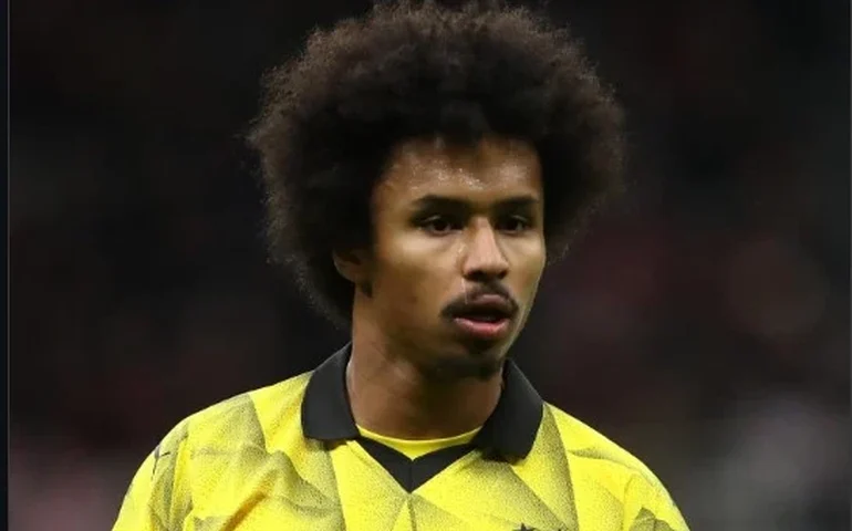 Atacante do Borussia Dortmund pede para sair após exigência da esposa