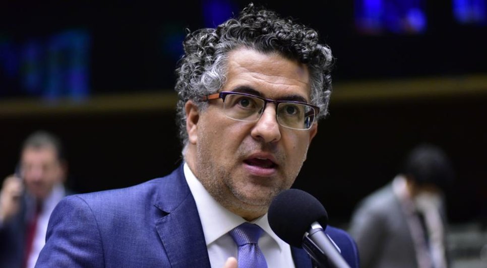 Alencar Santana preside a Comissão Especial da PEC 6x1 na Câmara Federal