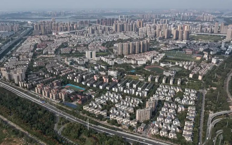 Evergrande diz que tenta normalizar suas operações no setor imobiliário chinês