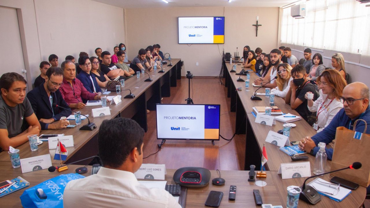 Sedetur recebe equipe do projeto mentoria, da Unit Alagoas
