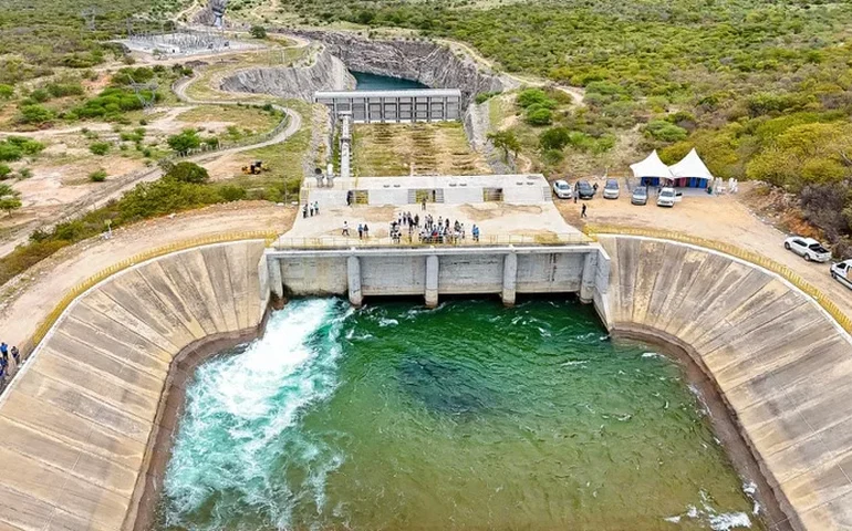 Transposição do São Francisco beneficia 12 milhões de pessoas