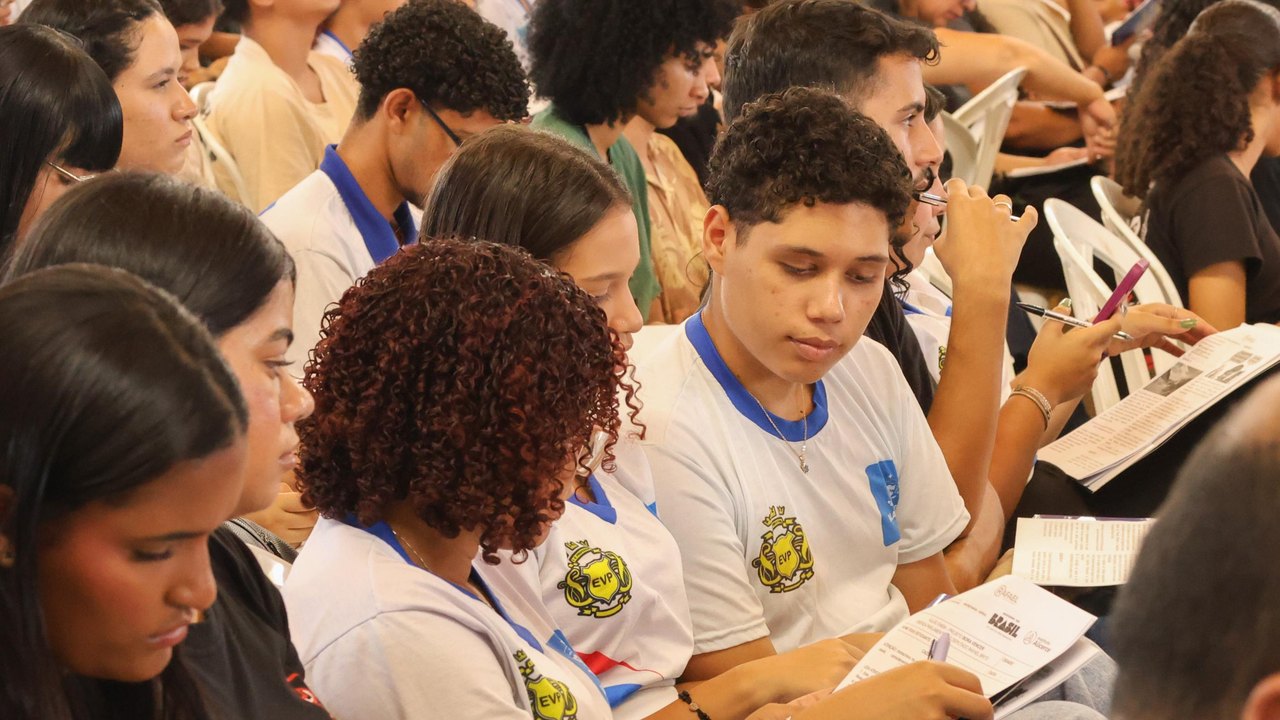 Rede estadual amplia solicitação de isenção do Enem 2026 e registra participação recorde