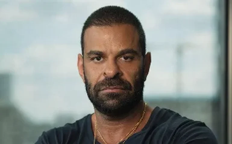 Cunhado de Daniel Vorcaro, Fabiano Zettel se entrega à Polícia Federal em São Paulo