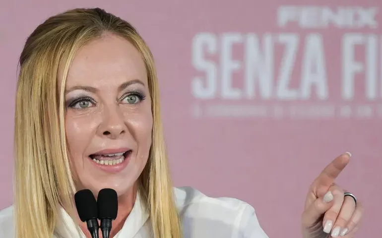 Meloni denuncia 'multiplicação' de ameaças, mas diz não ter medo