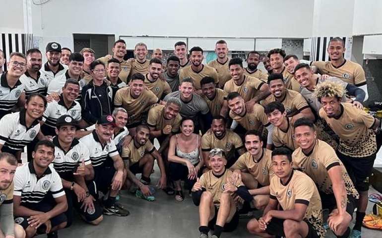 Maurren Maggi visita elenco alvinegro e dará bônus aos atletas em caso de vitória na Série D