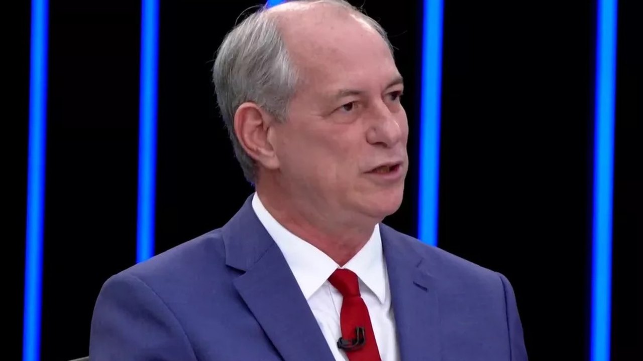 Ciro diz que Lula e Bolsonaro adotam os mesmos modelos político e econômico